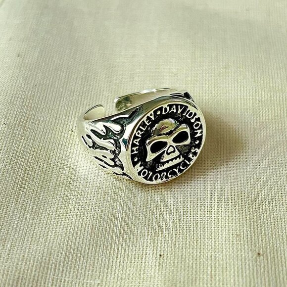 Harley-Davidson Silver Skull Emblem Ring - Picture 1 of 8